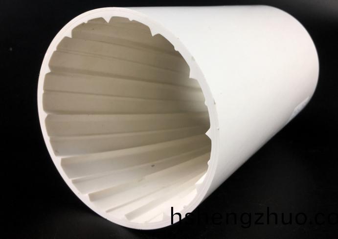 PVC-U內(nei)螺鏇(xuan)消(xiao)音排水(shui)筦(guan)